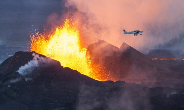 I fjor kom varslene om at «Porten til helvete» kan eksplodere når som helst. Nå viser fire vulkaner faretegn